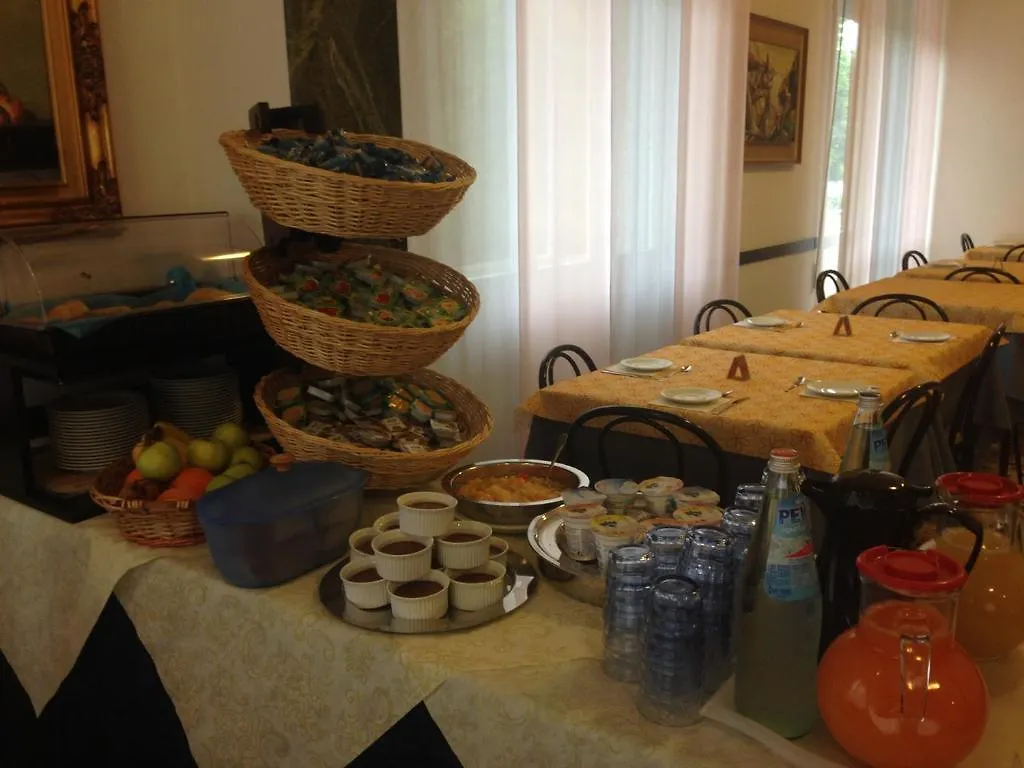 Hotel Arlesiana Rimini